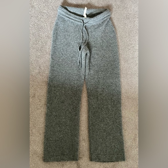 Aritzia Babaton Cashmere Grey Pants - Picture 2 of 3